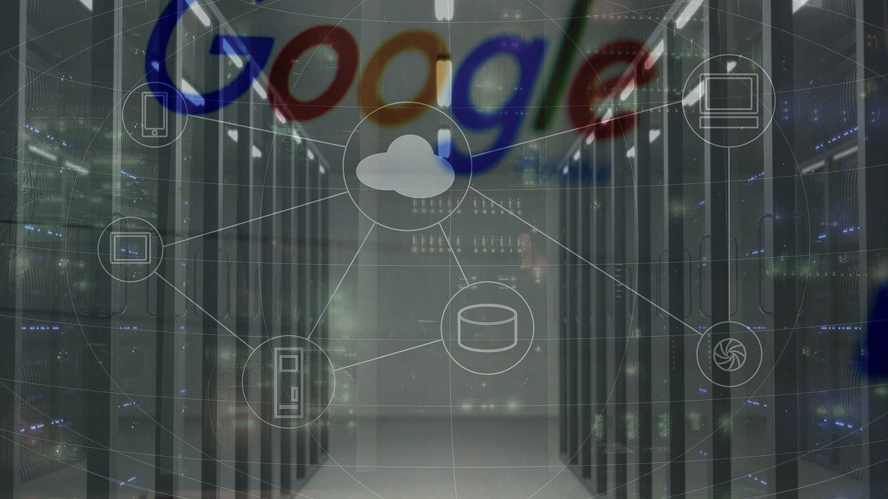 Picture showing Google logo and a cloud